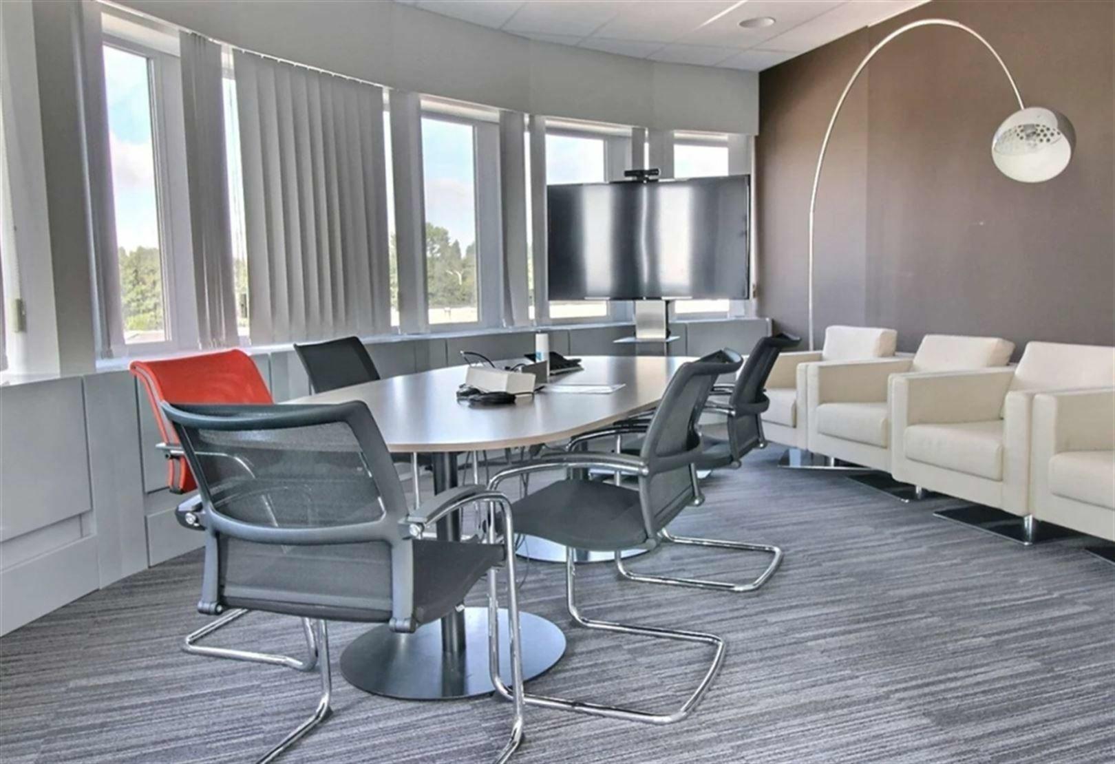 Kantoor te koop in Avenue Mozart 4, 1620 DROGENBOS, REF81495 Ceusters Vastgoed