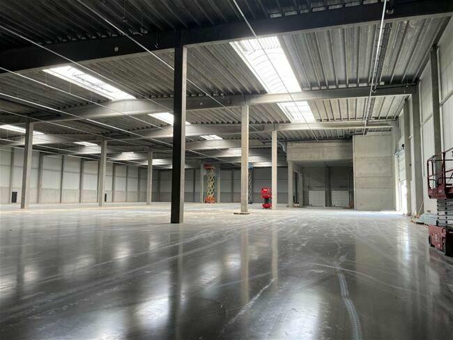 logistiek Te koop of te huur