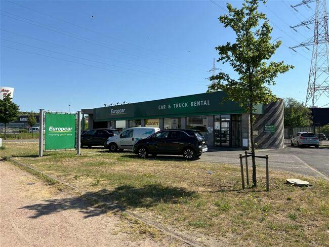 retail for rent