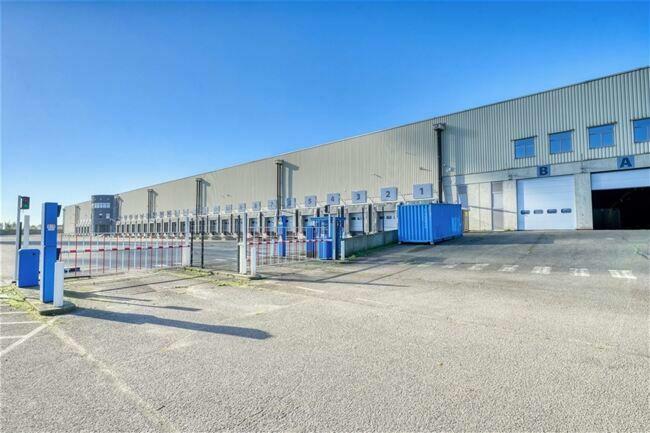 logistics for rent