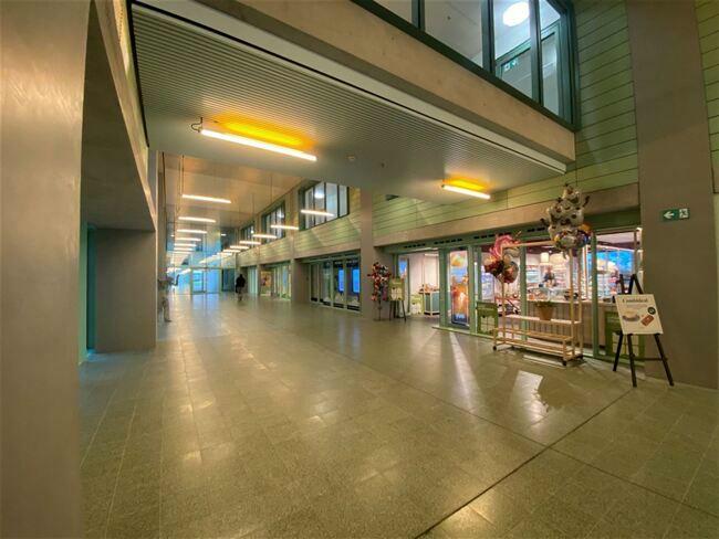 retail for rent