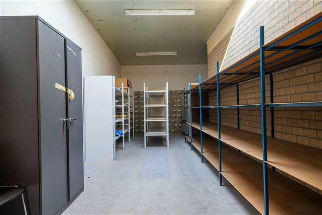 industrie Te koop of te huur