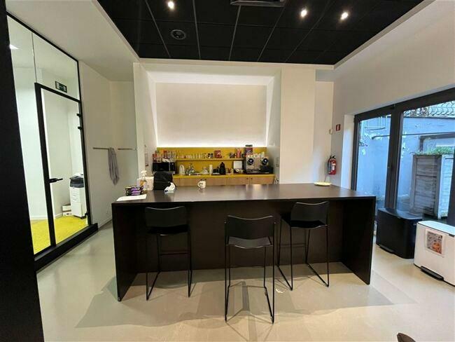 retail for rent