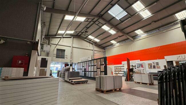 industrie Te koop of te huur