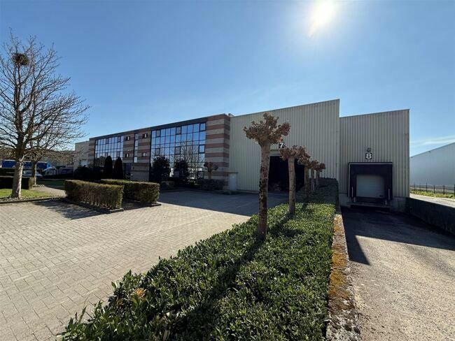 industrie Te koop of te huur