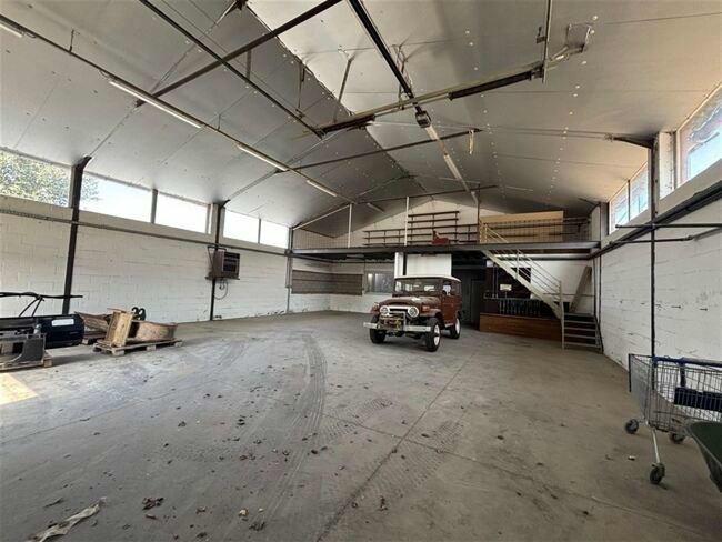 industriel à vendre