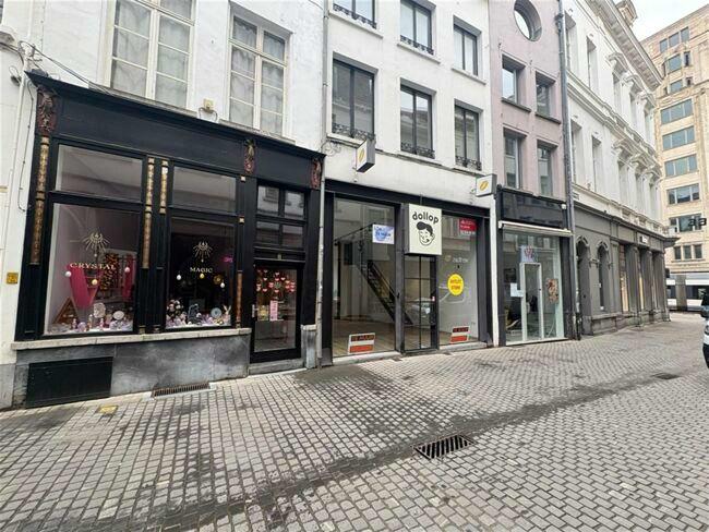 magasins à louer