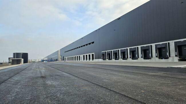 logistics for rent