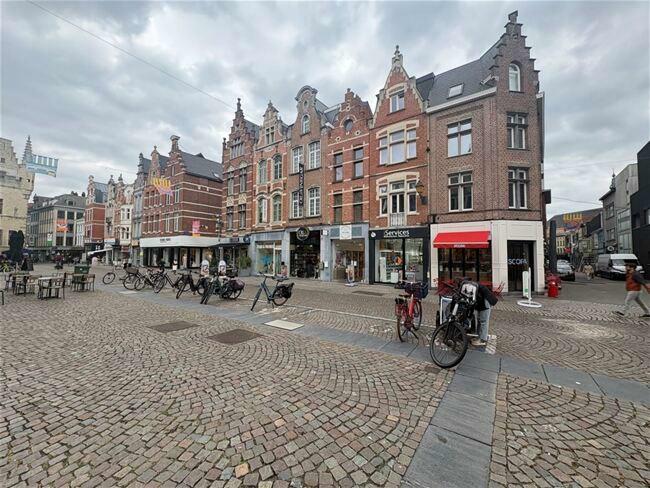 retail for rent