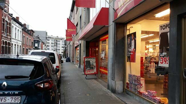 magasins à louer
