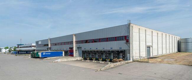 logistique à louer