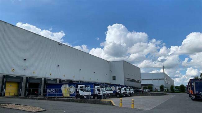 logistics for rent