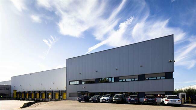 logistics for rent