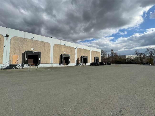 logistique à louer