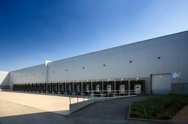 logistics for rent