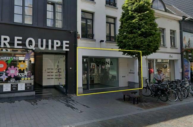 magasins à louer