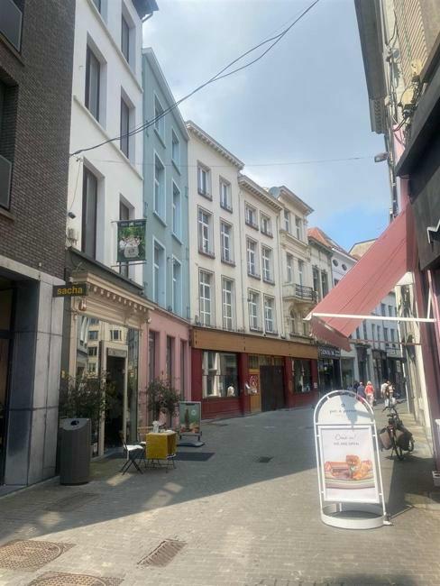 magasins à louer