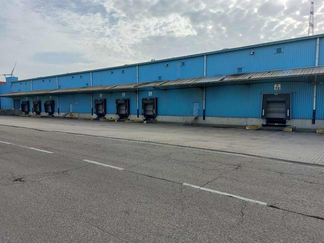 logistique à louer