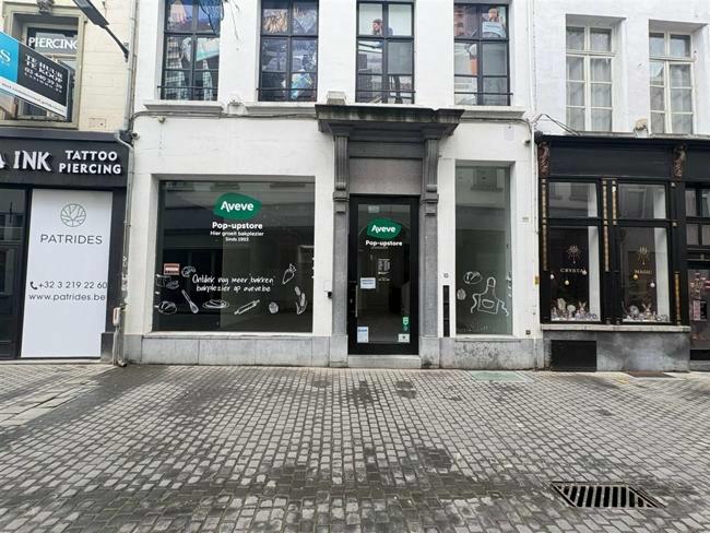 magasins à louer
