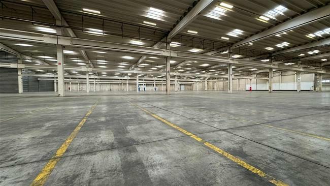 logistics for rent