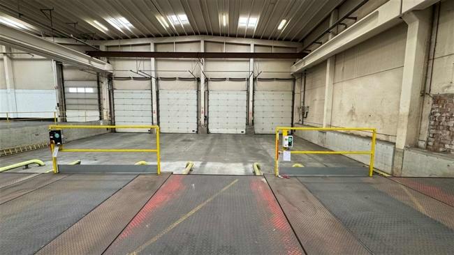 logistics for rent