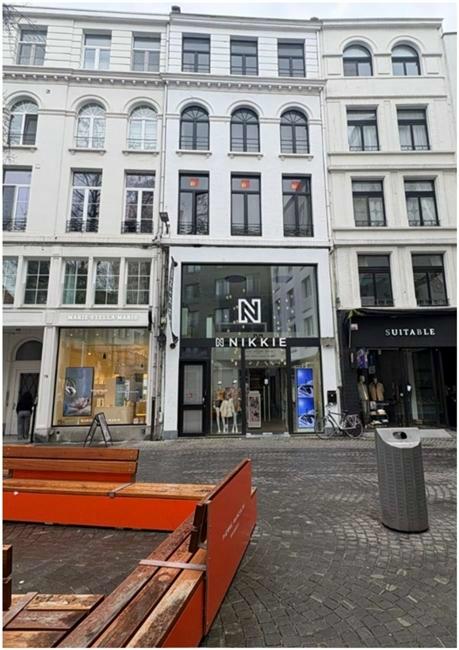magasins à louer