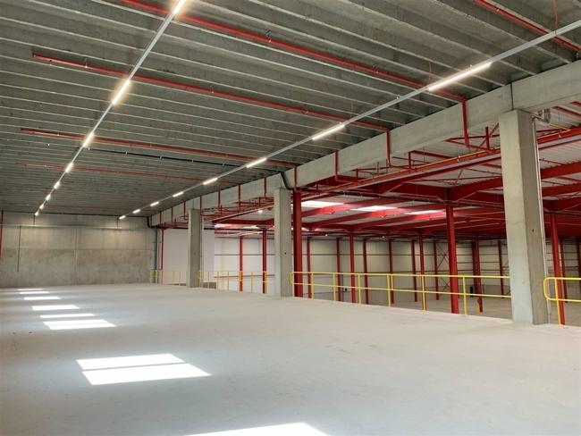 logistics for rent