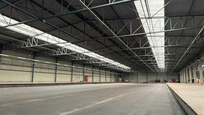 logistique à louer