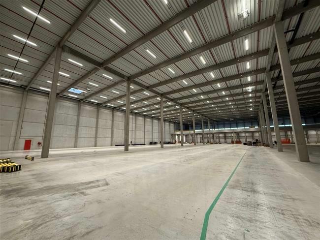 logistics for rent