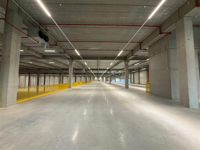 logistics for rent