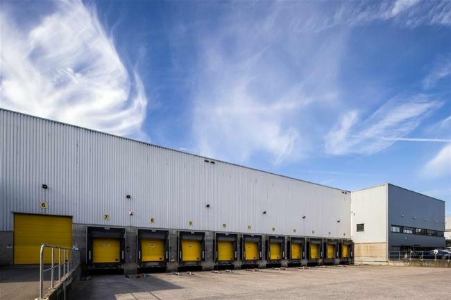 logistics for rent