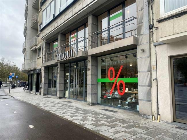magasins à louer