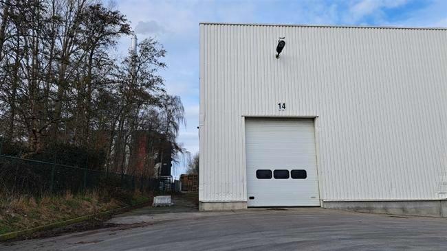 industry for rent