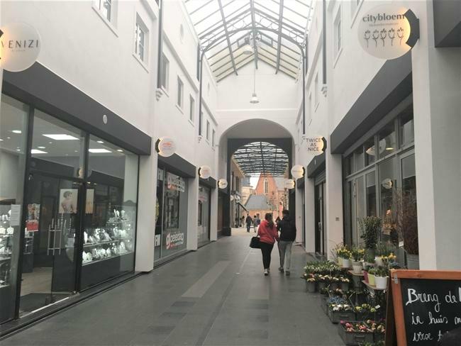 magasins à louer