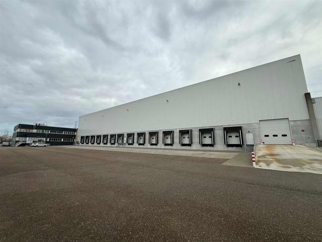 logistique à louer
