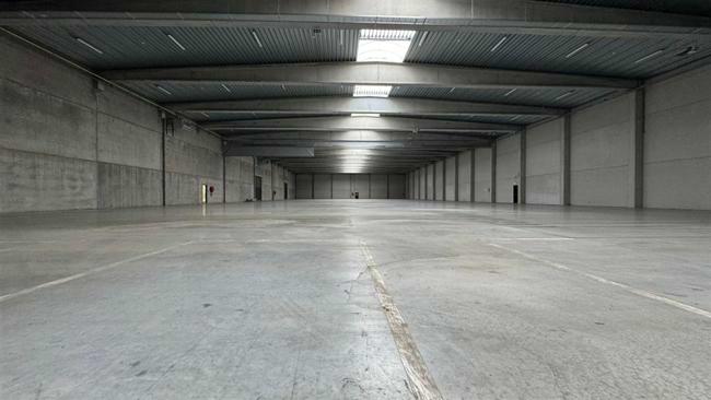 logistics for rent