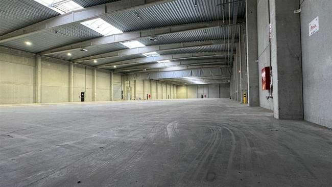 logistics for rent