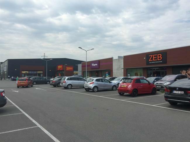 magasins à louer