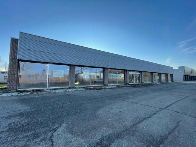 magasins à louer