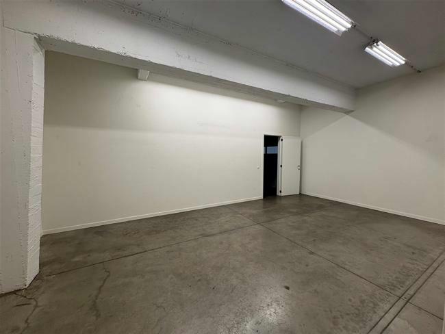 magasins à vendre