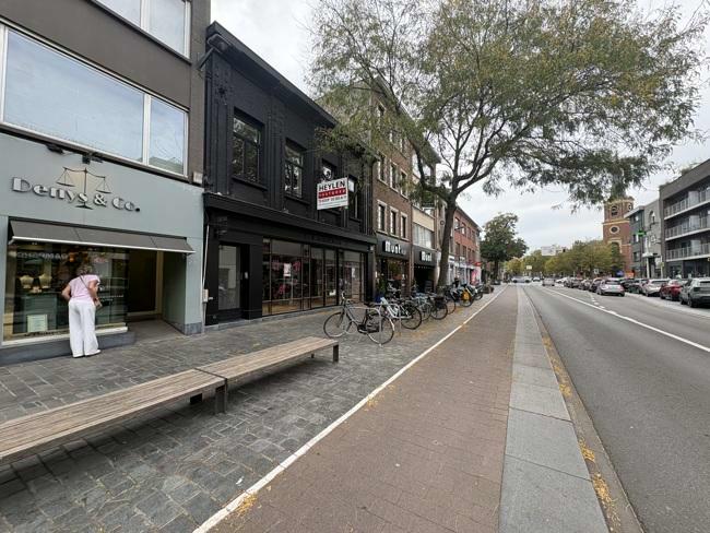 retail for rent