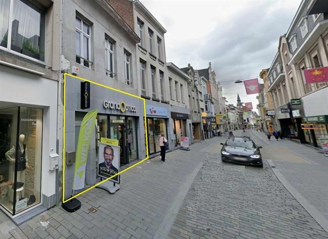 magasins à louer