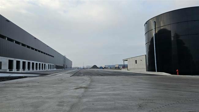 logistics for rent
